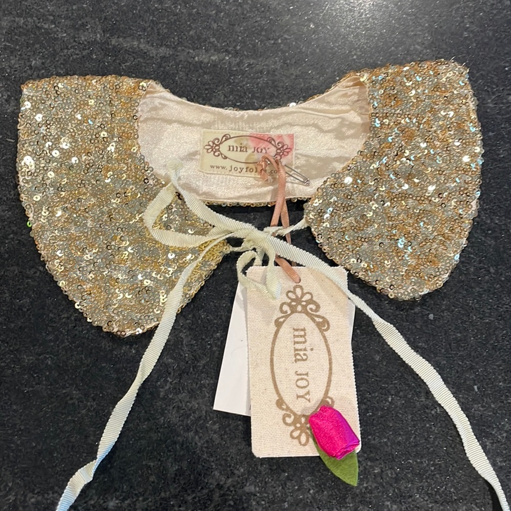 Joyfolie Mia Joy Tabitha Collar gold NWT